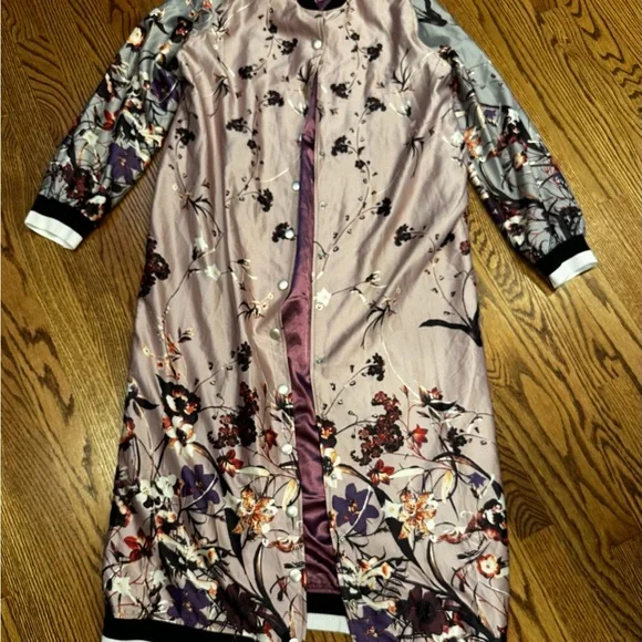 Flower Printed Long Baseball Jacket large - Picture 5 of 7